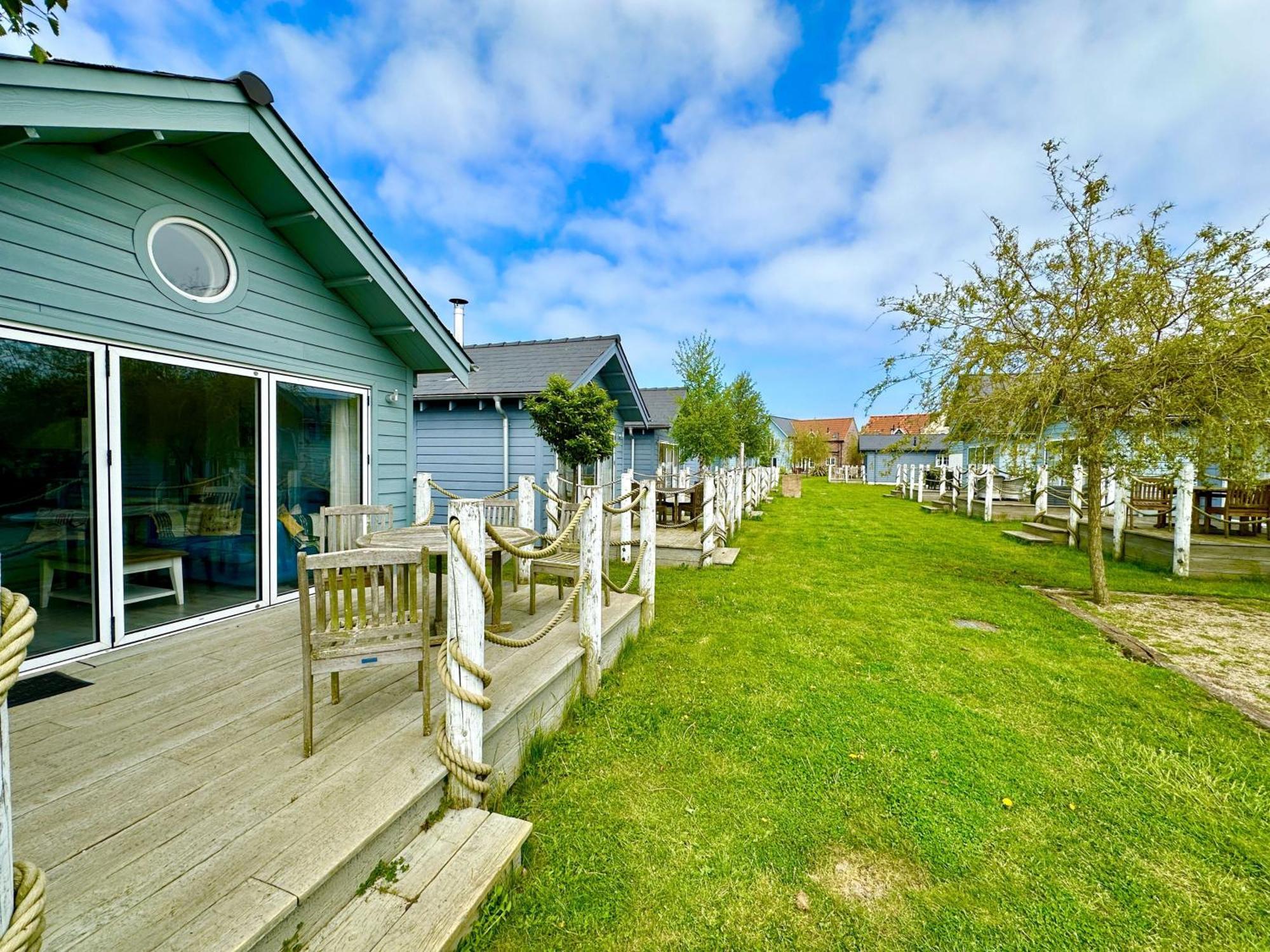 Azure Beach House Файли Екстериор снимка
